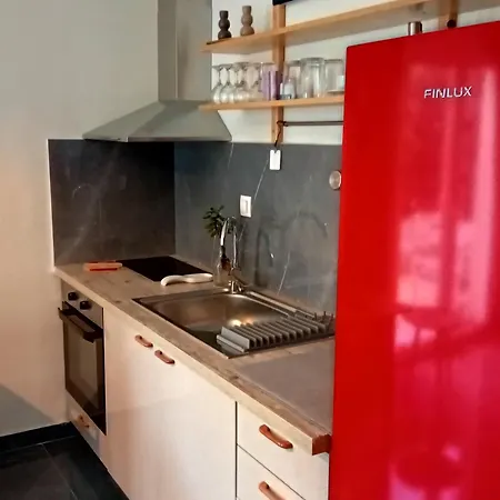 Διαμέρισμα Andys House *