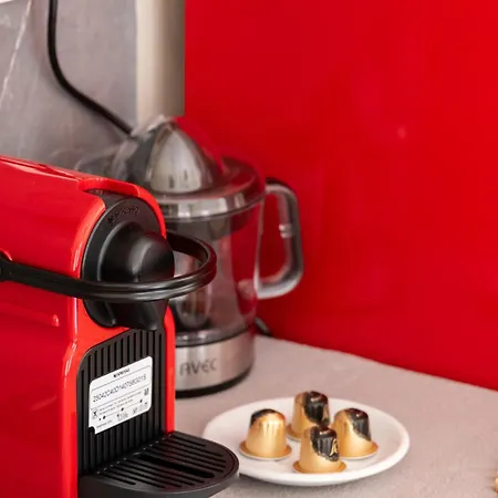 Апартаменти Andys House *