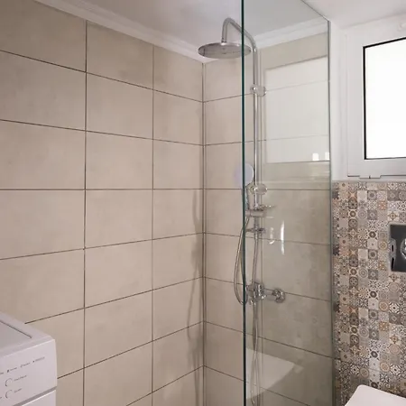 Andys House * خانيا